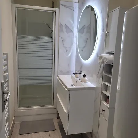 Elegant 2 Pieces - 4 Pers - Gare De 6 Min - Paris-asterix דירה *