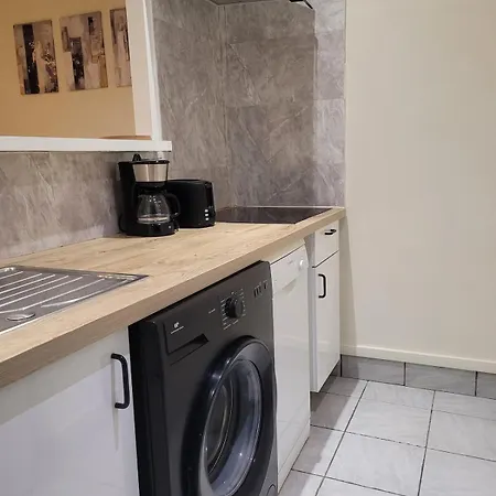 Elegant 2 Pieces - 4 Pers - Gare De 6 Min - Paris-asterix דירה קריי